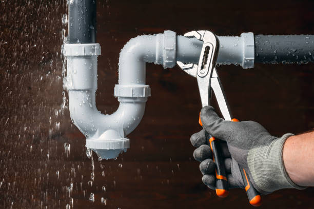 Professional Drain Cleaning technician working in Chapin, IL